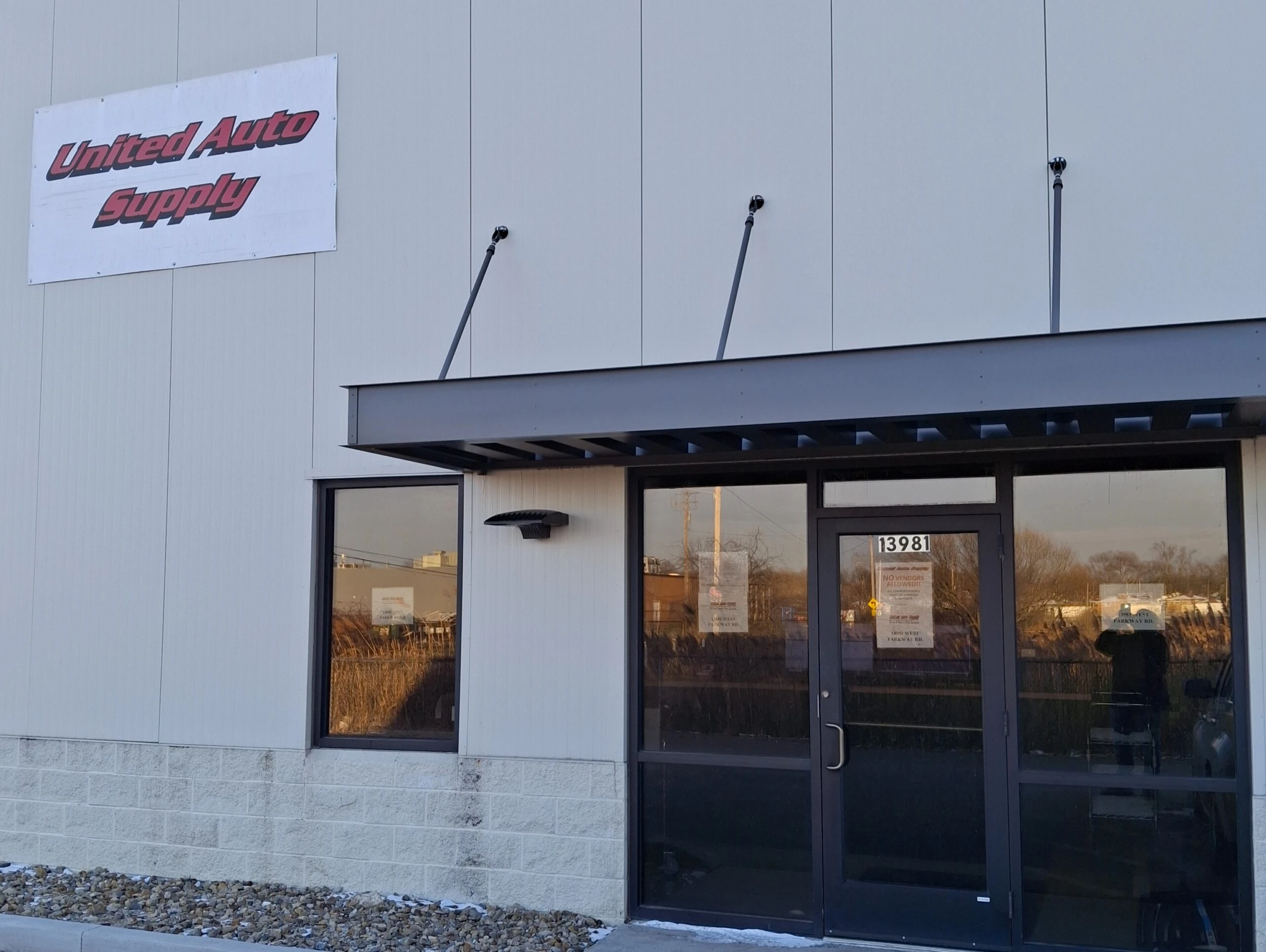 United Auto Supply, Cleveland West.